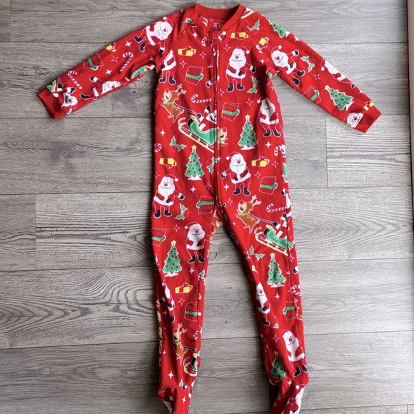 The Children’s Place Christmas One Way Footed Zippy Pajama - Picture 1 of 7